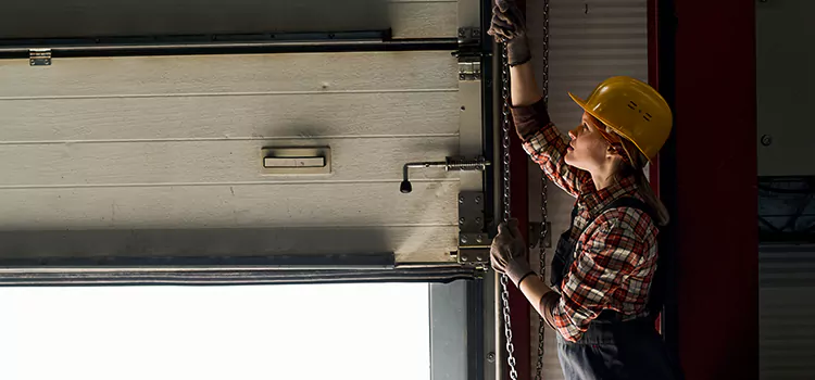 Addressing Common Garage Door Stoppage Issues in Carlsbad, NM